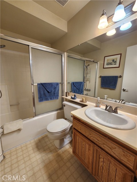 20334 Rue Crevier, Canyon Country CA: https://media.crmls.org/medias/cb5f7a2d-d98e-4174-ba03-12ae7553ed9f.jpg