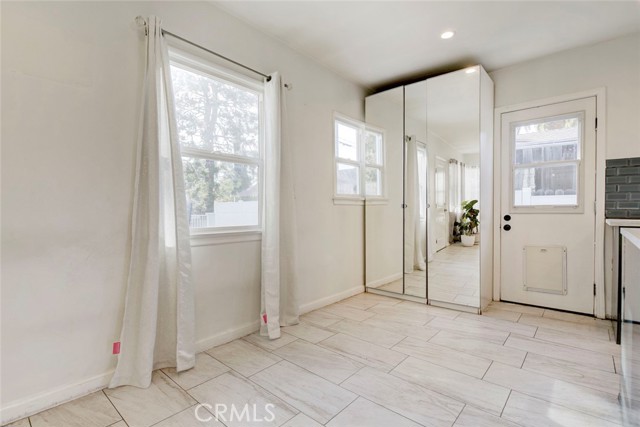 Detail Gallery Image 11 of 44 For 10535 Nassau, Sunland,  CA 91040 - 2 Beds | 2 Baths