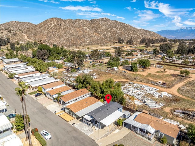 32600 State Highway 74, Hemet CA: https://media.crmls.org/medias/cb60f393-ecda-46e3-90f7-65399c07d210.jpg