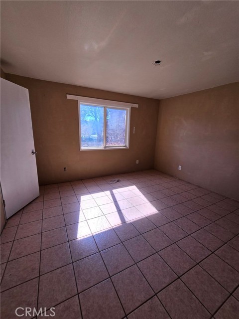 Detail Gallery Image 9 of 39 For 13920 Manakee, Clearlake,  CA 95422 - 5 Beds | 4/1 Baths