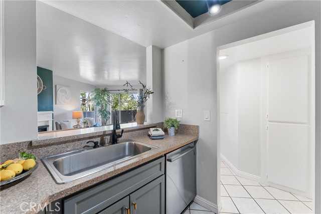 Detail Gallery Image 12 of 25 For 628 Daisy Ave #311,  Long Beach,  CA 90802 - 2 Beds | 2 Baths