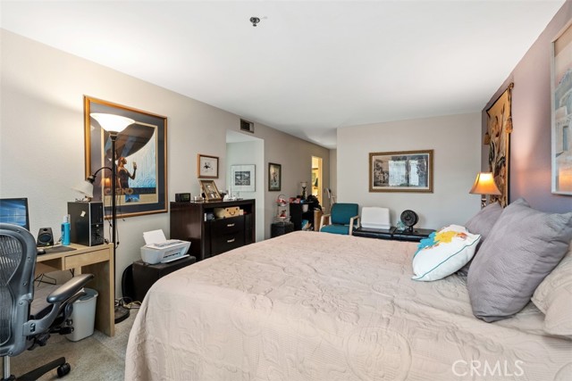 200 E Racquet Club Rd, Palm Springs CA: https://media.crmls.org/medias/cb636a6e-4bd7-4ac5-94af-023acd84ec28.jpg