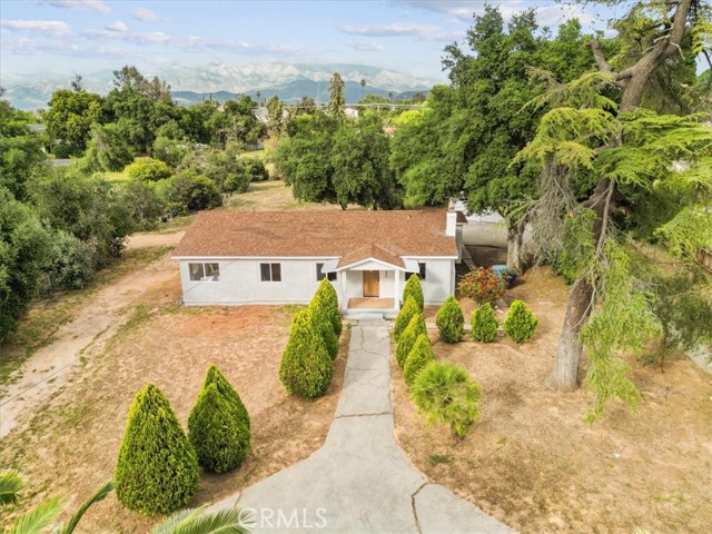 Detail Gallery Image 5 of 32 For 9240 Calimesa Bld, Calimesa,  CA 92320 - 4 Beds | 2 Baths