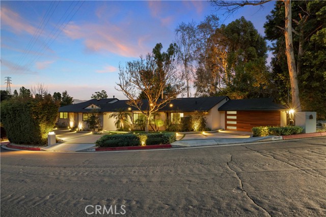 Detail Gallery Image 47 of 49 For 3640 Wrightwood, Studio City,  CA 91604 - 3 Beds | 3 Baths