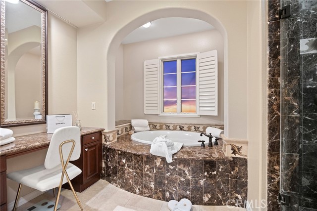 Detail Gallery Image 29 of 39 For 33 Tall Hedge, Irvine,  CA 92603 - 3 Beds | 3/1 Baths