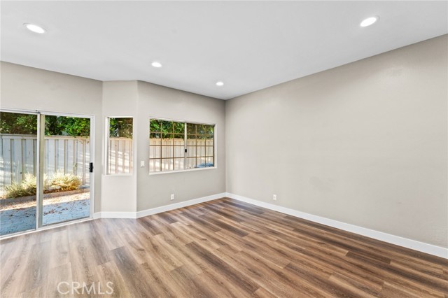 Detail Gallery Image 9 of 33 For 8227 E Candleberry Cir, Orange,  CA 92869 - 3 Beds | 2/1 Baths