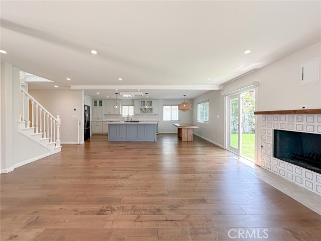 2106 Nelson Avenue, Redondo Beach CA: https://media.crmls.org/medias/cb651cb8-c1b8-4772-8dc9-35231184021a.jpg