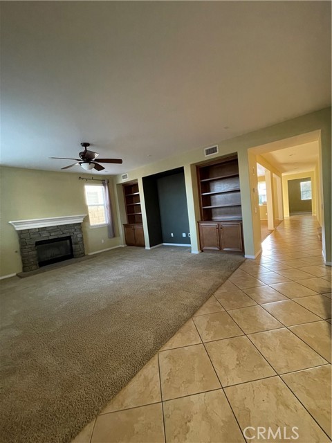 13071 Heywood Street, Victorville CA: https://media.crmls.org/medias/cb65592d-c38c-4375-bb06-6b4714fa244c.jpg
