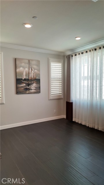 6956 Dublin Drive, Chino CA: https://media.crmls.org/medias/cb662993-9aed-4e8f-b6b0-fbb0d5fbc2dd.jpg