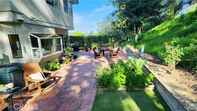 Detail Gallery Image 20 of 22 For 7324 Woodvale Ct, West Hills,  CA 91307 - 4 Beds | 3 Baths