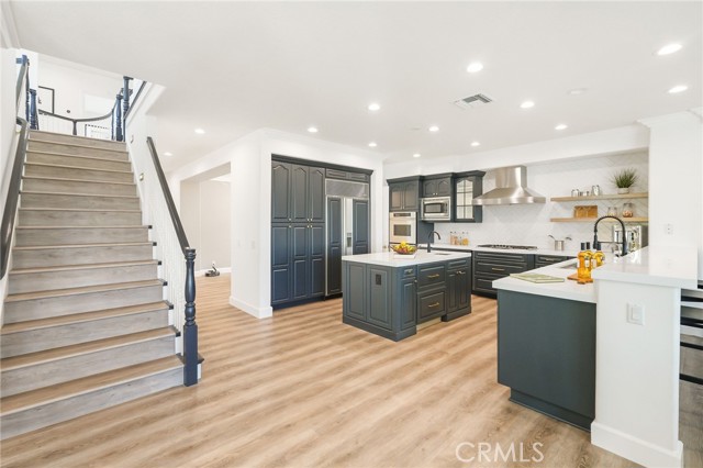 Detail Gallery Image 17 of 64 For 20112 via Cellini, Porter Ranch,  CA 91311 - 4 Beds | 4/1 Baths