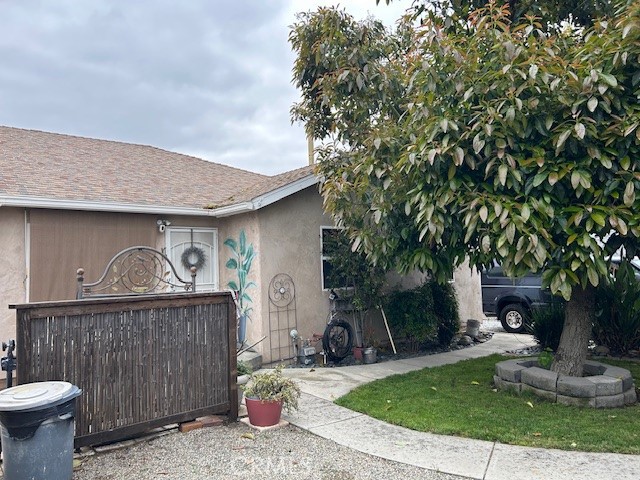 1/2 N 12th Avenue
