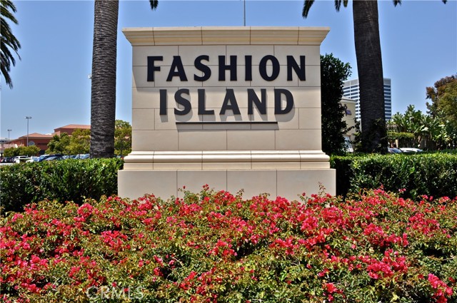 107 Aster Mesa, Irvine CA: https://media.crmls.org/medias/cb6887c6-c7ae-4756-b785-c65591bf3c23.jpg