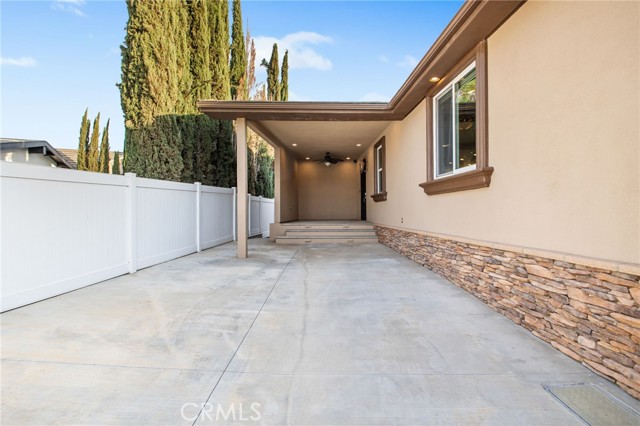 Image 68 of 75 For 22571 Canyon Lake Drive