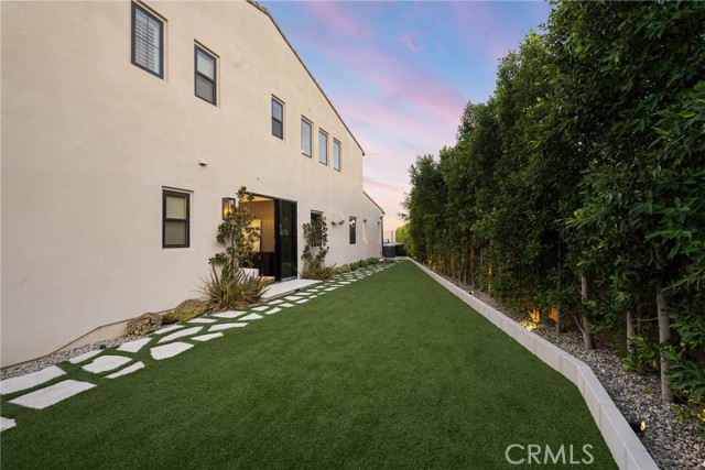 20436 W Liverpool Way, Porter Ranch CA: https://media.crmls.org/medias/cb69388f-91c2-451f-a57f-c1c0e1ffd0a5.jpg