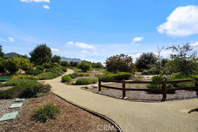 972 Lodestone Court, Newbury Park CA: https://media.crmls.org/medias/cb69884e-9a66-415a-83d1-370511605e20.jpg