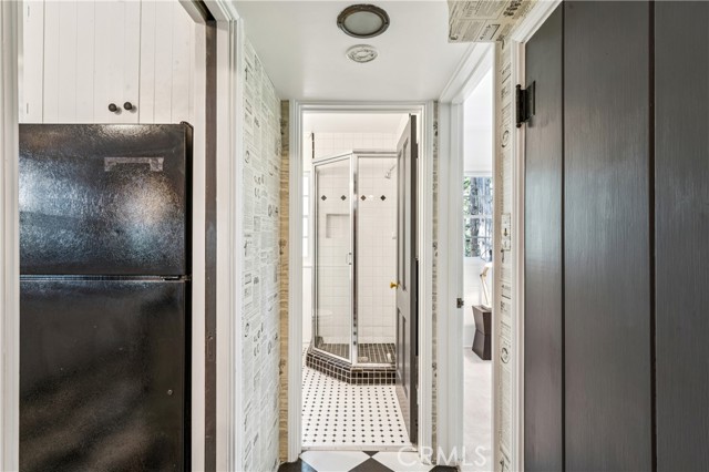 Detail Gallery Image 19 of 58 For 222 Holiday, Lake Arrowhead,  CA 92352 - 3 Beds | 2 Baths