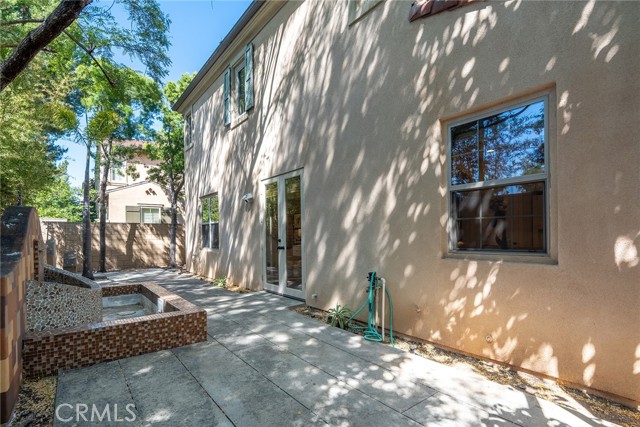 63 Splendor, Irvine CA: https://media.crmls.org/medias/cb6a0341-e9fe-4e45-b87b-ee3e64185f58.jpg