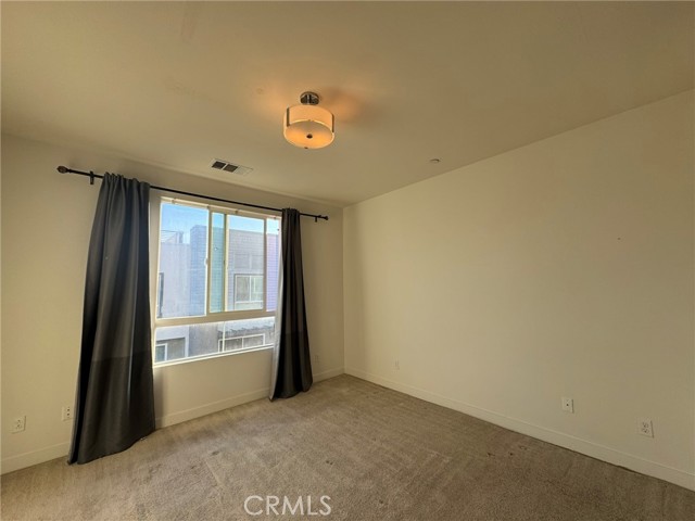 Detail Gallery Image 10 of 28 For 9042 Garvey #16,  Rosemead,  CA 91770 - 3 Beds | 4 Baths