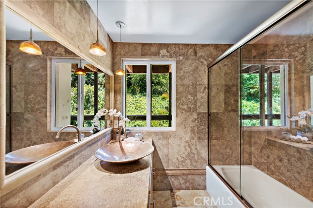 Detail Gallery Image 20 of 31 For 785 Summit Dr, Laguna Beach,  CA 92651 - 4 Beds | 4 Baths