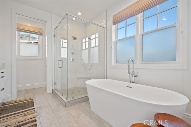 868 27th Street, Manhattan Beach, California 90266, 5 Bedrooms Bedrooms, ,6 BathroomsBathrooms,Residential,Sold,27th,SB21254472