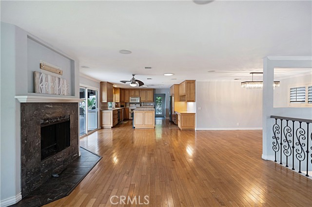 Detail Gallery Image 14 of 75 For 30405 Golden Gate, Canyon Lake,  CA 92587 - 4 Beds | 4 Baths