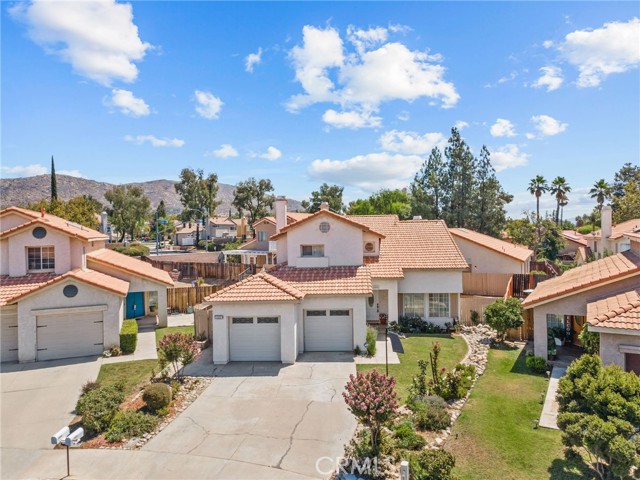 Detail Gallery Image 2 of 44 For 10991 Mendoza Rd, Moreno Valley,  CA 92557 - 3 Beds | 2/1 Baths