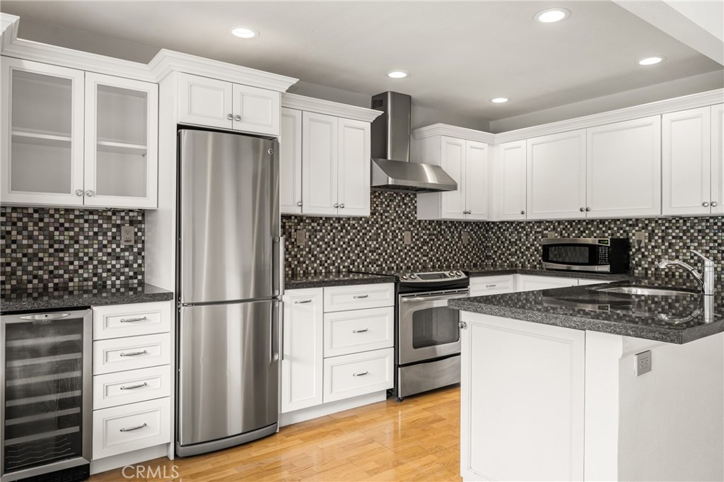 MLS #PW25222487 image #1