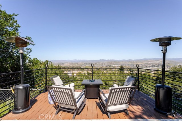 Detail Gallery Image 44 of 51 For 19707 Green Mountain Dr, Newhall,  CA 91321 - 4 Beds | 3 Baths