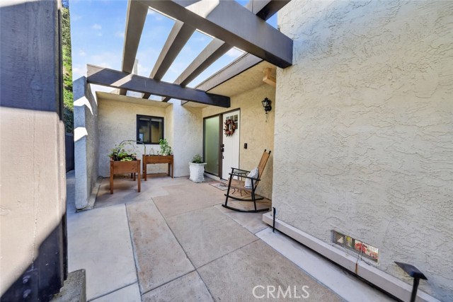 56 Glenflow Court photo 4