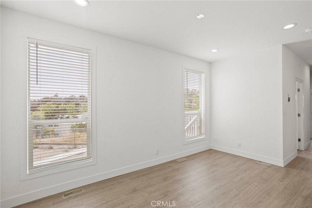3030 Oceanside Boulevard - photo 5
