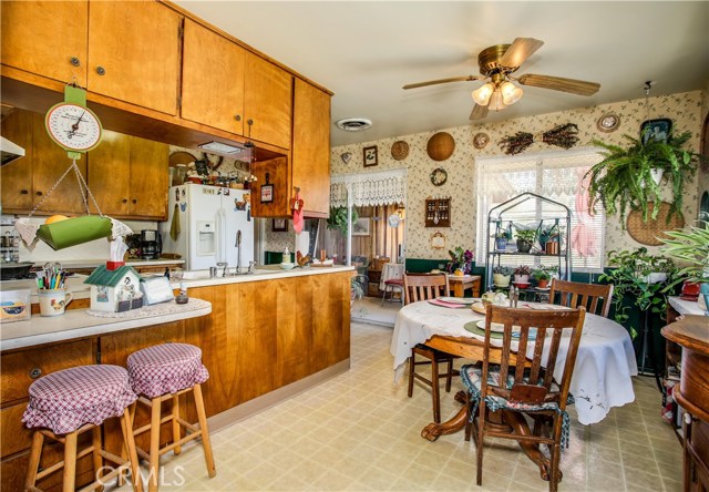 Detail Gallery Image 13 of 63 For 5407 Paradise View Rd, Yucca Valley,  CA 92284 - 3 Beds | 2 Baths