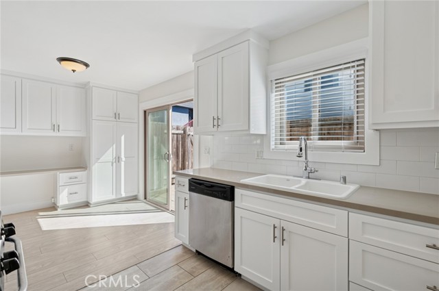 Detail Gallery Image 24 of 39 For 2048 Garden Ln, Costa Mesa,  CA 92627 - 7 Beds | 4 Baths