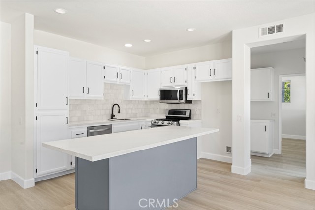 Detail Gallery Image 9 of 22 For 14 Mosaic, Aliso Viejo,  CA 92656 - 2 Beds | 2 Baths