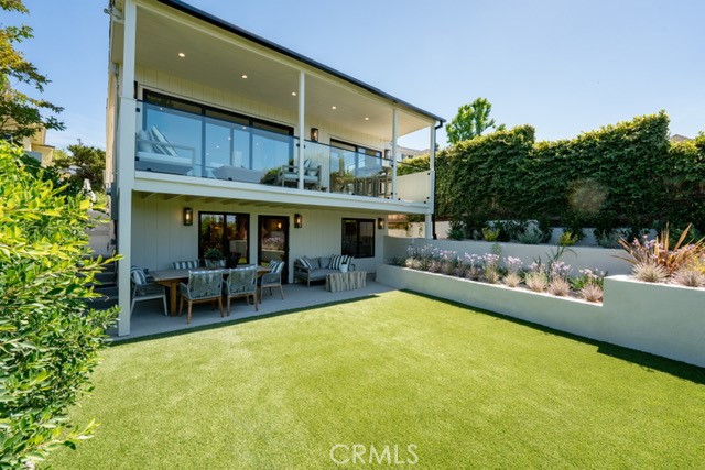 13817 Valley Vista Blvd, Sherman Oaks CA: https://media.crmls.org/medias/cb716156-1392-41bd-a800-30b44fa349aa.jpg