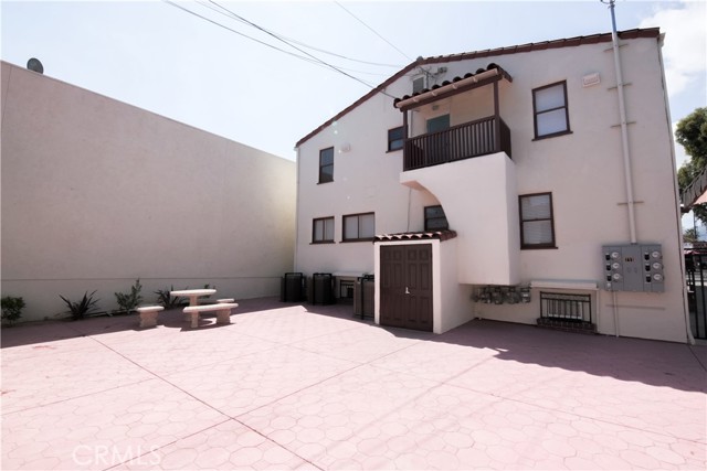 Detail Gallery Image 13 of 17 For 711 W 6th St #3,  Corona,  CA 92882 - 2 Beds | 1 Baths