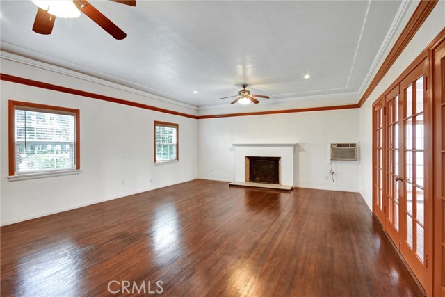 Detail Gallery Image 4 of 53 For 340 W 18th St, San Bernardino,  CA 92405 - 4 Beds | 4/1 Baths