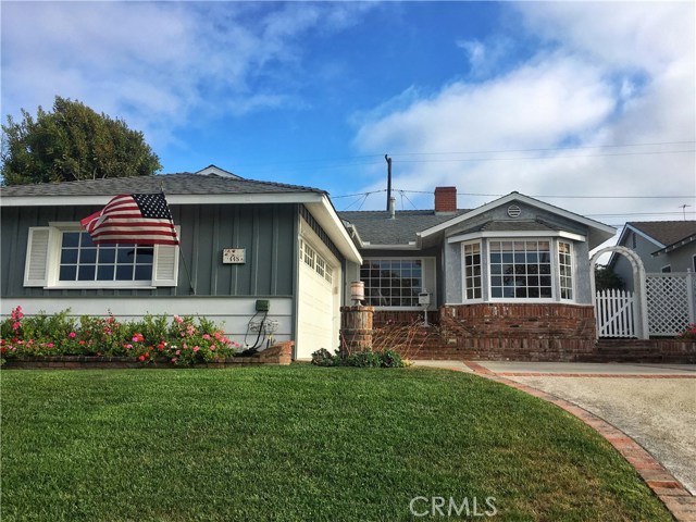 448 Avenue E, Redondo Beach, California 90277, 3 Bedrooms Bedrooms, ,Residential,Sold,Avenue E,SB17166931