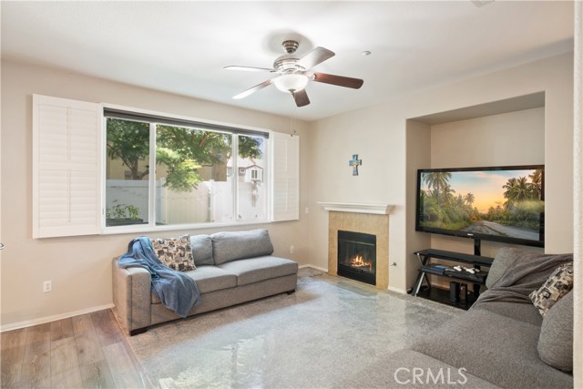 Detail Gallery Image 8 of 31 For 27890 John F Kennedy Dr #C,  Moreno Valley,  CA 92555 - 3 Beds | 2/1 Baths
