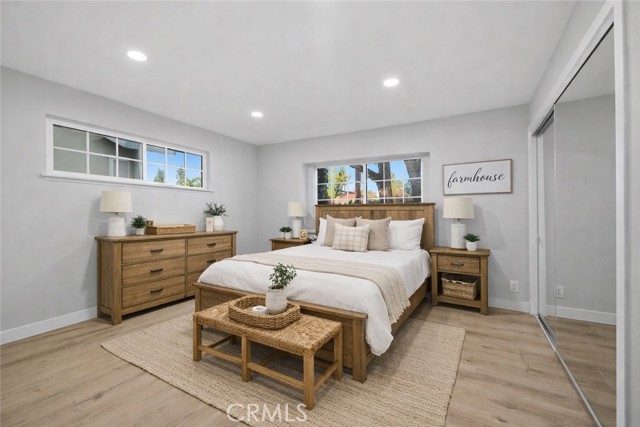 Detail Gallery Image 15 of 38 For 10557 Reseda, Porter Ranch,  CA 91326 - 5 Beds | 3 Baths