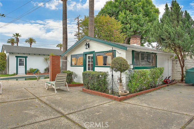 Detail Gallery Image 2 of 71 For 477 W Center, Covina,  CA 91723 - 3 Beds | 2 Baths