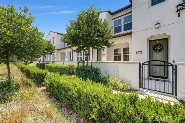 Detail Gallery Image 2 of 33 For 30362 Skytown Way, Menifee,  CA 92584 - 2 Beds | 2/1 Baths