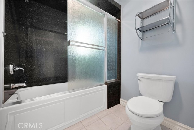 Detail Gallery Image 46 of 72 For 8905 Saint Cloud Ln, Bakersfield,  CA 93311 - 4 Beds | 4/1 Baths