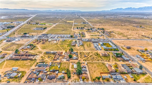 11389 Lee Ave., Adelanto CA: https://media.crmls.org/medias/cb740670-d2c7-4f83-a279-627131d84945.jpg