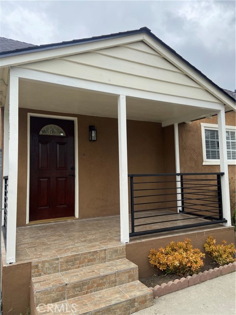 Detail Gallery Image 4 of 10 For 1745 Whitefield Rd, Pasadena,  CA 91104 - 3 Beds | 2 Baths