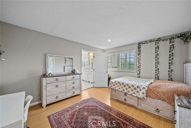 Detail Gallery Image 39 of 51 For 5156 Campo, Woodland Hills,  CA 91364 - 5 Beds | 4 Baths