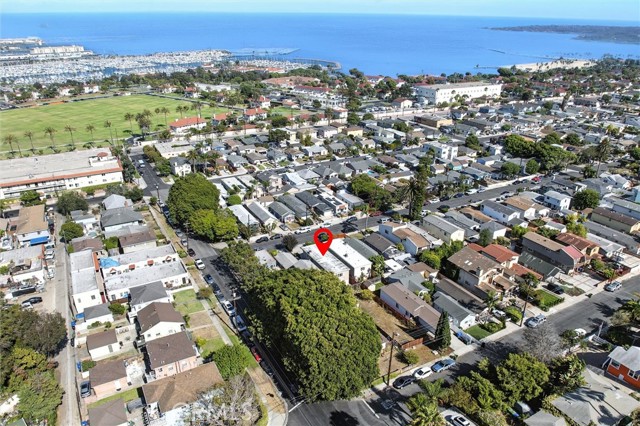 2613 S Kerckhoff Avenue, San Pedro CA: https://media.crmls.org/medias/cb76fcc9-9371-4d6c-afe3-11ccda04dfe4.jpg