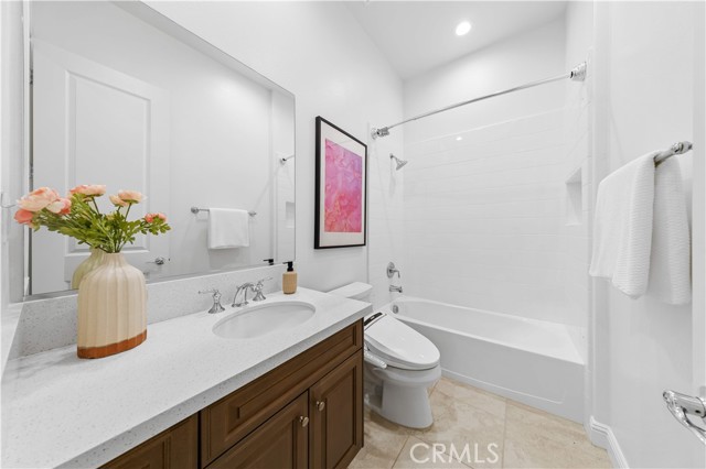 Detail Gallery Image 61 of 74 For 111 Great Oak, Irvine,  CA 92602 - 5 Beds | 5/1 Baths