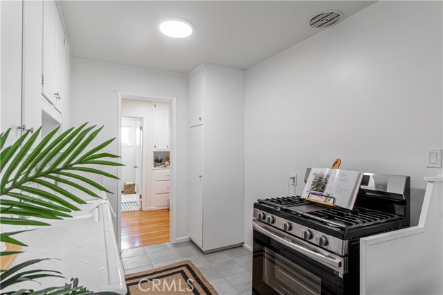 Detail Gallery Image 7 of 20 For 734 Linden Ave #11,  Long Beach,  CA 90813 - 1 Beds | 1 Baths