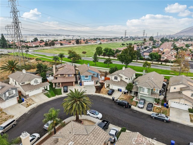 11415 Aberdeen, Fontana CA: https://media.crmls.org/medias/cb786e0e-fbce-42c5-a400-b148353e78f1.jpg